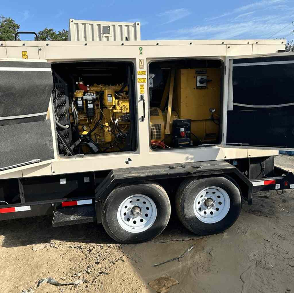 Caterpillar XQ230 Trailer Mounted Diesel Generator